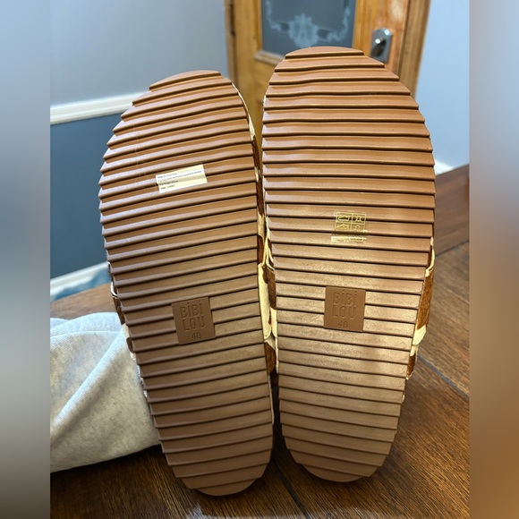 Anthropologie Bibi Lou Exclusive Zagreb Clogs - Picture 7 of 7